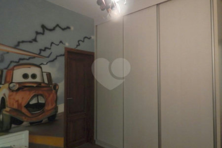 Casa Térrea à venda com 3 suítes em Jardim Prudência, São Paulo, SP