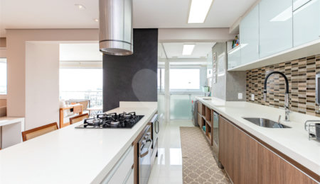 Apartamento à venda com 2 quartos, sendo 1 suíte, em Santo Amaro, São Paulo, SP