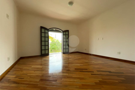 Casa à venda com 4 quartos, sendo 2 suítes,  em Jardim Pagliato, Sorocaba, SP