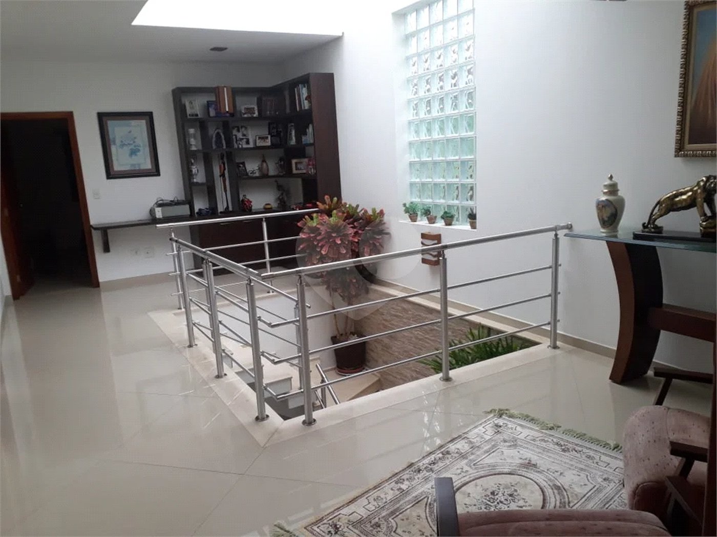 Sobrado à venda com 6 quartos, sendo 5 suítes, em Tremembé, São Paulo, SP