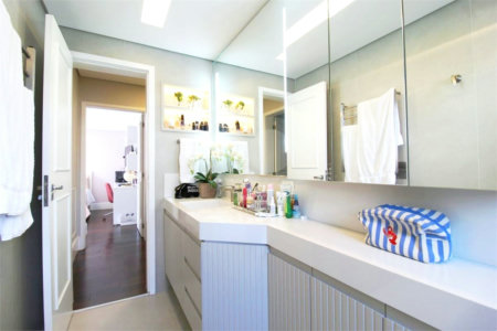 Apartamento à venda com 3 quartos, sendo 1 suíte, em Indianópolis, São Paulo, SP