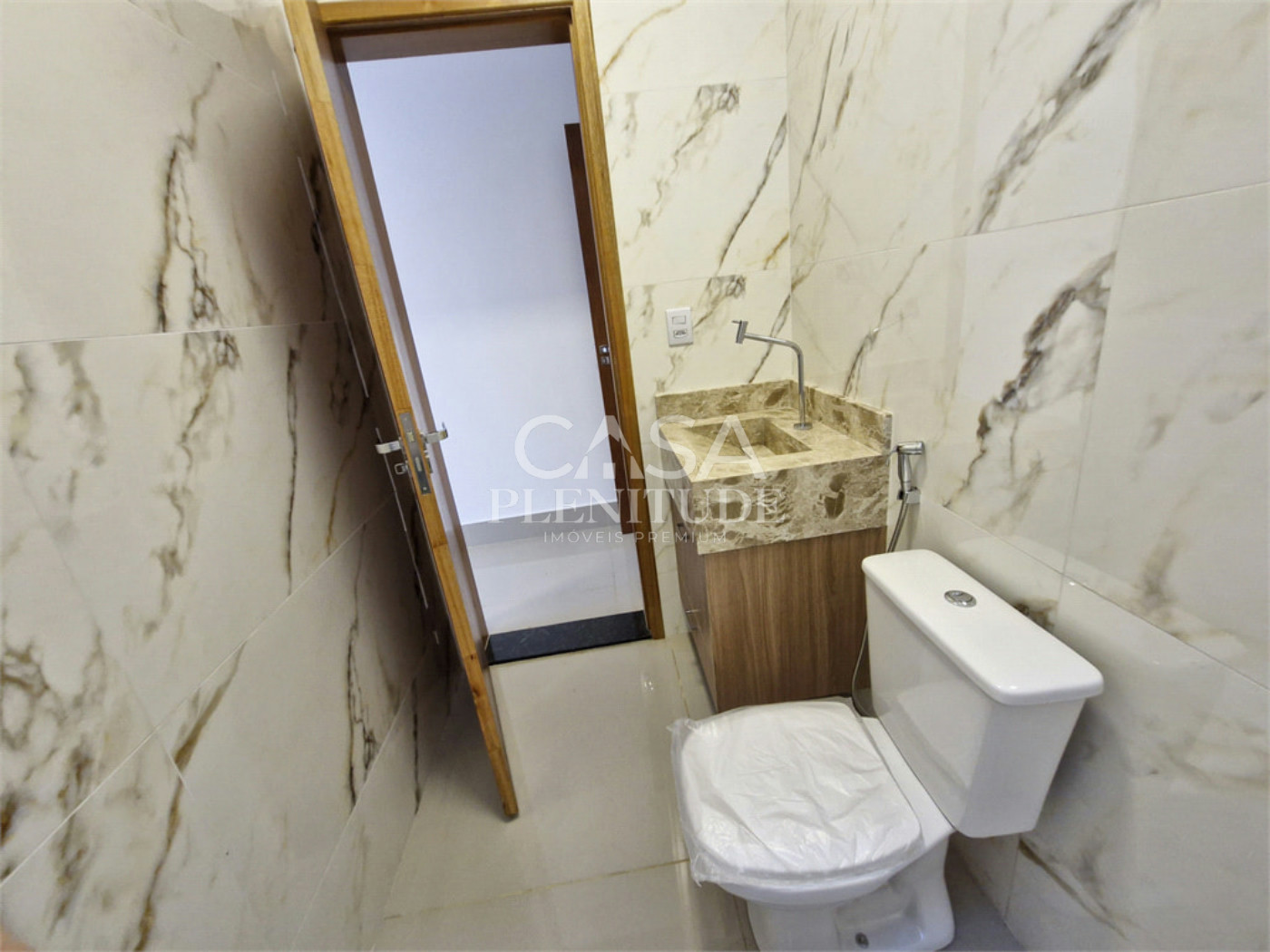 Casa em condomínio à venda com 3 quartos, sendo 1 suíte, em Cajuru do Sul, Sorocaba, SP