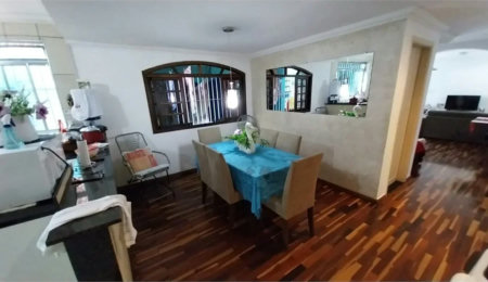 Sobrado à venda com 4 quartos, sendo 1 suíte,  em Vila Prel, São Paulo, SP