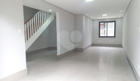 Sobrado para alugar com 3 quartos em Santana, São Paulo, SP