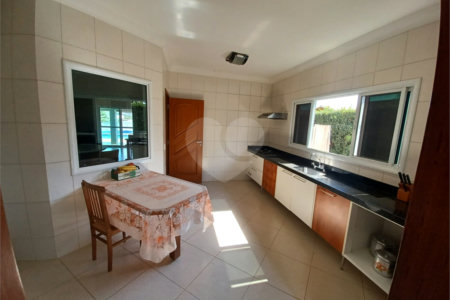 Casa à venda com 2 quartos, sendo 1 suíte, no condomínio Terras de Mont Serrat, Salto - SP