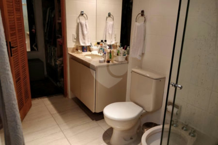 Apartamento à venda com 3 suítes em Jardim Ampliação, São Paulo, SP