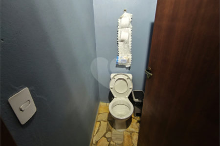 Casa à venda com 3 quartos, sendo 1 suíte,  em Vila Nastri, Itapetininga, SP