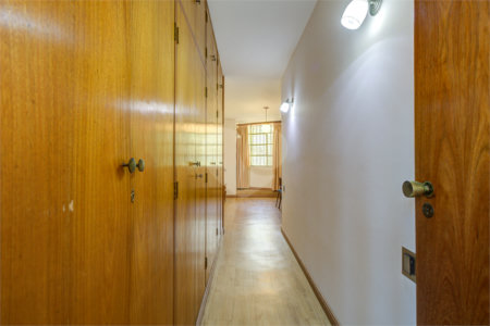 Casa à venda com 3 suítes em Interlagos, São Paulo, SP