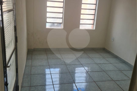 Casa à venda com 3 quartos em Jardim do Carmo, Araraquara, SP