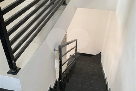 Sobrado à venda com 2 suítes em Residencial Jardins da Catalunha, Atibaia, SP