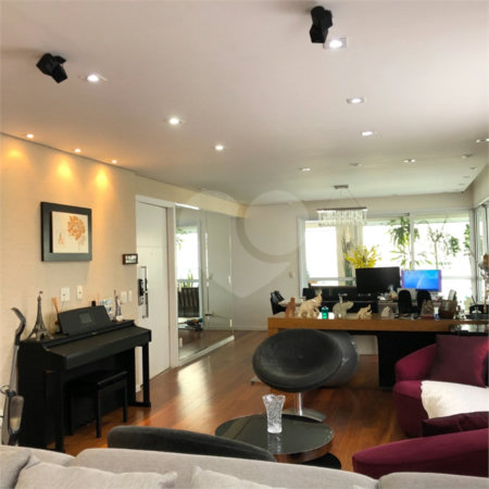 Apartamento à venda com 3 suítes em Paraíso, São Paulo, SP