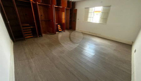 Casa à venda com 4 quartos, sendo 1 suíte,  no Centro, Itapetininga, SP