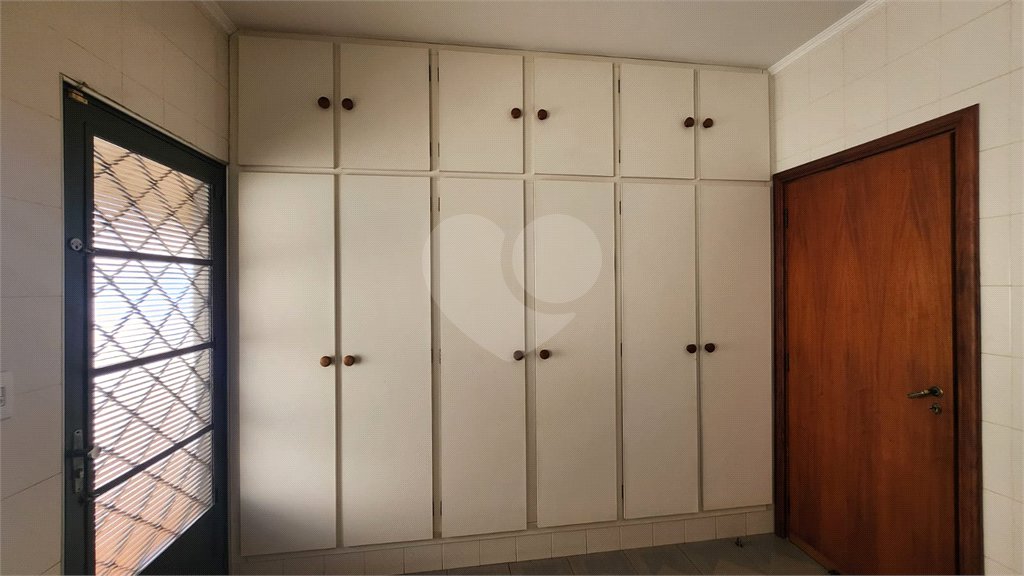 Casa à venda com 3 quartos, sendo 2 suítes, em Jardim Europa (vila Xavier), Araraquara, SP
