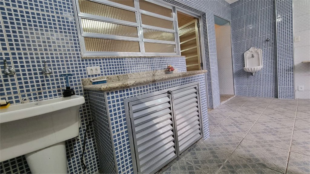 Sobrado à venda com 4 quartos em Vila Dom Pedro II, São Paulo, SP