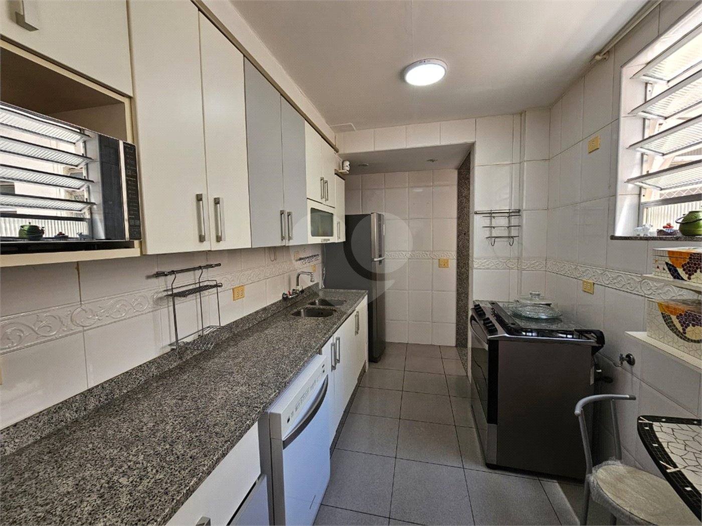 Apartamento à venda com 3 quartos, sendo 1 suíte, em Copacabana, Rio de Janeiro, RJ