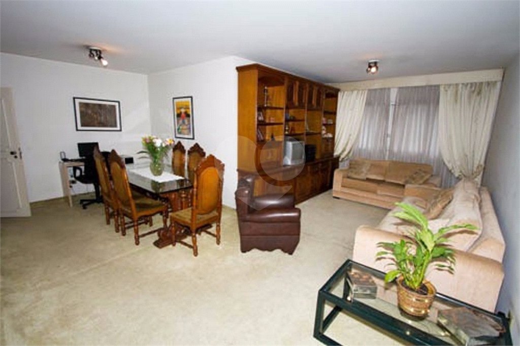Apartamento à venda com 3 quartos, sendo 1 suíte, em Alto da Boa Vista, São Paulo, SP
