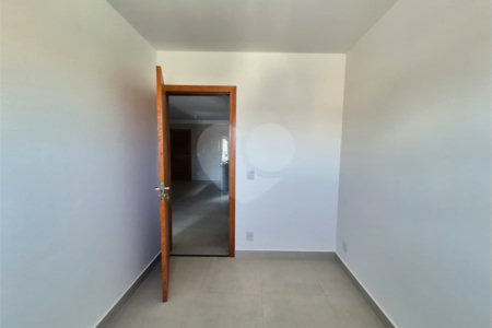 Apartamento à venda com 2 quartos em Vila Mangalot, São Paulo, SP