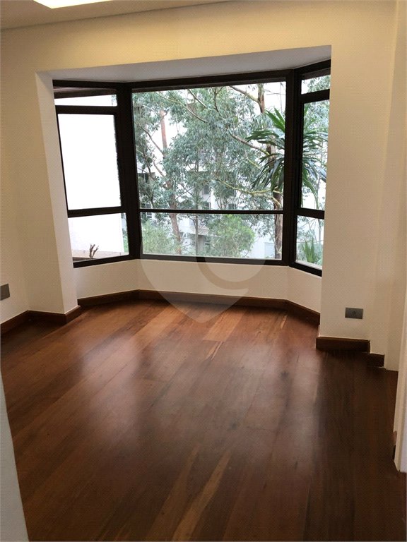 Apartamento à venda com 4 suítes em Vila Suzana, São Paulo, SP