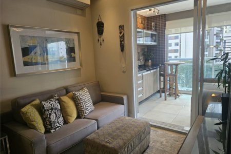 Apartamento para alugar com 2 quartos, sendo 1 suíte, em Jardim das Acácias, São Paulo, SP