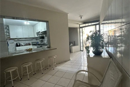 Sobrado à venda com 3 quartos, sendo 1 suíte, em Jardim Jussara, São Paulo, SP