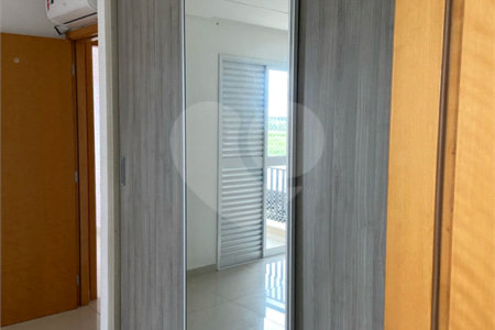 Apartamento à venda com 3 quartos, sendo 1 suíte, em Jardim Estoril, São José dos Campos, SP