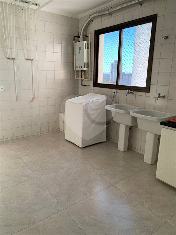 Apartamento à venda com 4 suítes em Quilombo, Cuiabá, MT