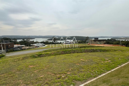 Terreno em condomínio à venda com 4 suítes em Piratuba, Piedade, SP
