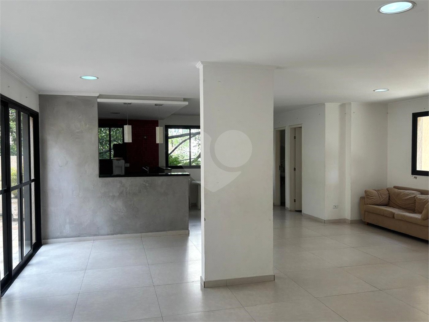 Apartamento à venda com 4 quartos, sendo 1 suíte,  em Vila Andrade, São Paulo, SP