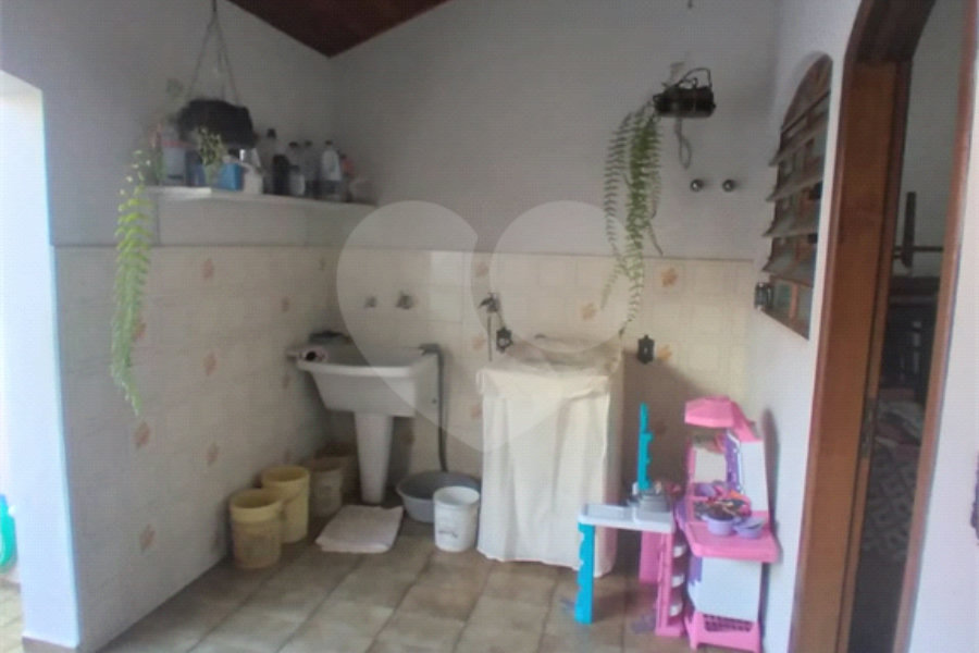 Sobrado à venda com 4 quartos, sendo 2 suítes, em Tremembé, São Paulo, SP