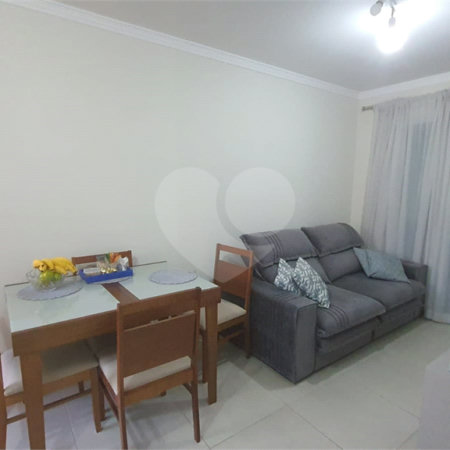 Casa à venda com 2 quartos no condomínio Residencial Caldas, São Paulo - SP