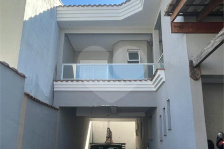 Sobrado à venda com 3 quartos, sendo 1 suíte, em Vila Piauí, São Paulo, SP