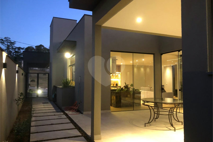 Casa à venda com 3 suítes em Jandira, Jandira, SP