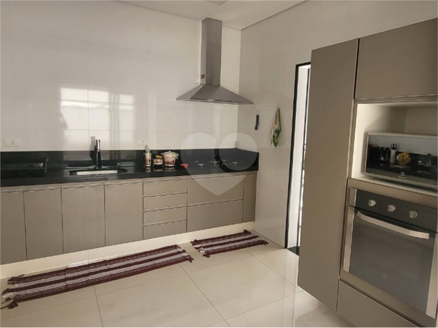 Casa à venda com 3 suítes no condomínio Real Park - Paulínia, Paulínia - SP