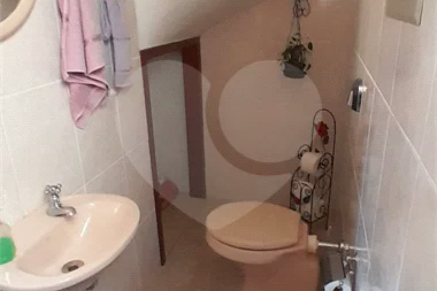 Sobrado à venda com 3 quartos, sendo 1 suíte, em Vila Isabela, Campos do Jordão, SP
