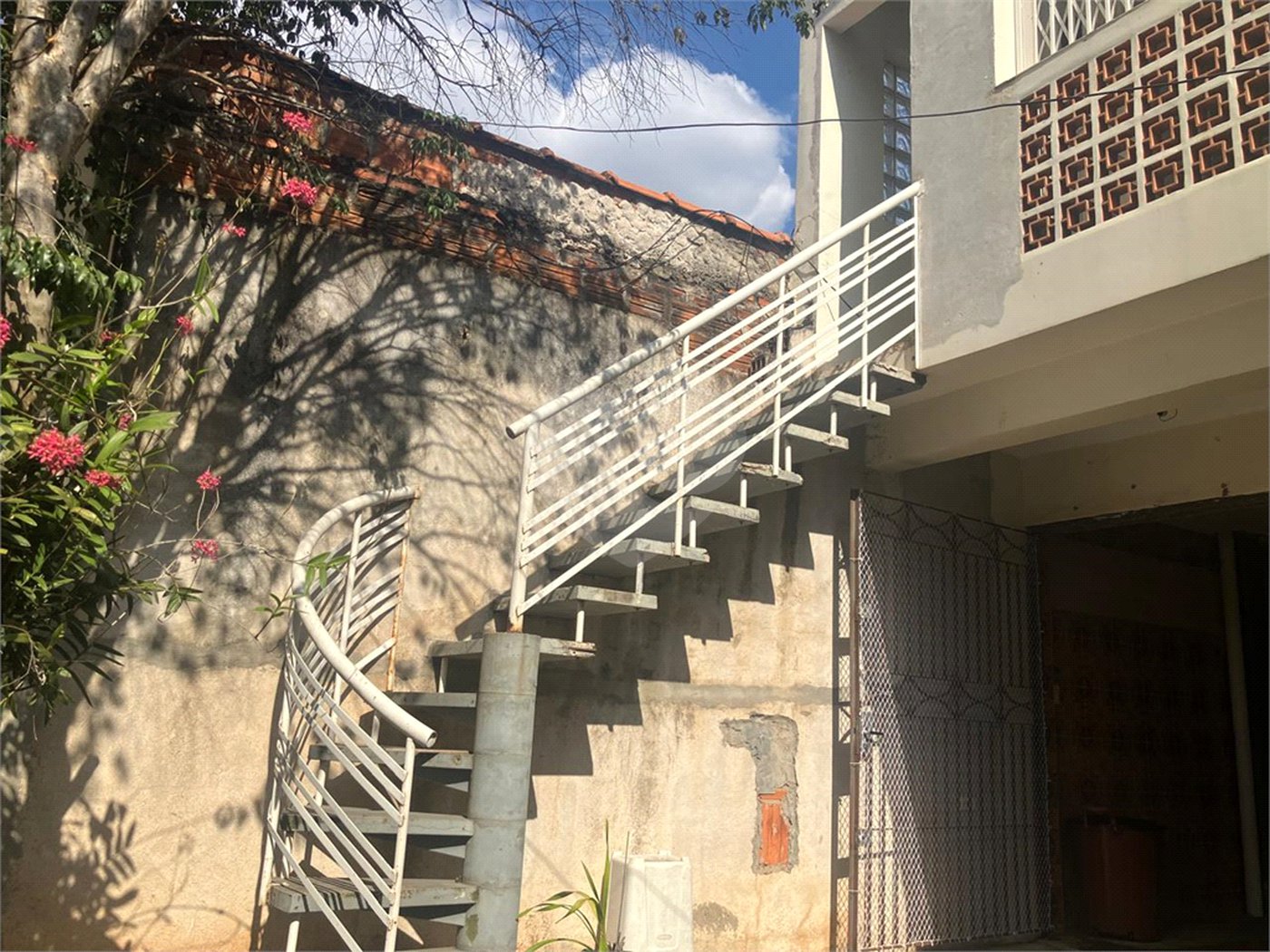 Sobrado à venda com 5 quartos, sendo 4 suítes,  em Vila Aurora (zona Norte), São Paulo, SP