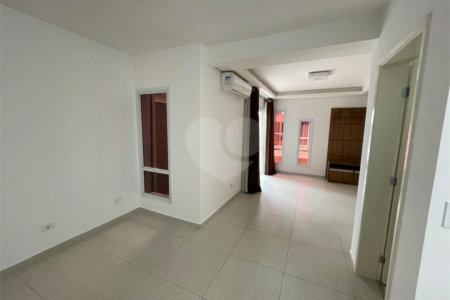 Casa à venda com 2 quartos, sendo 1 suíte, no condomínio Firenze, Sorocaba - SP