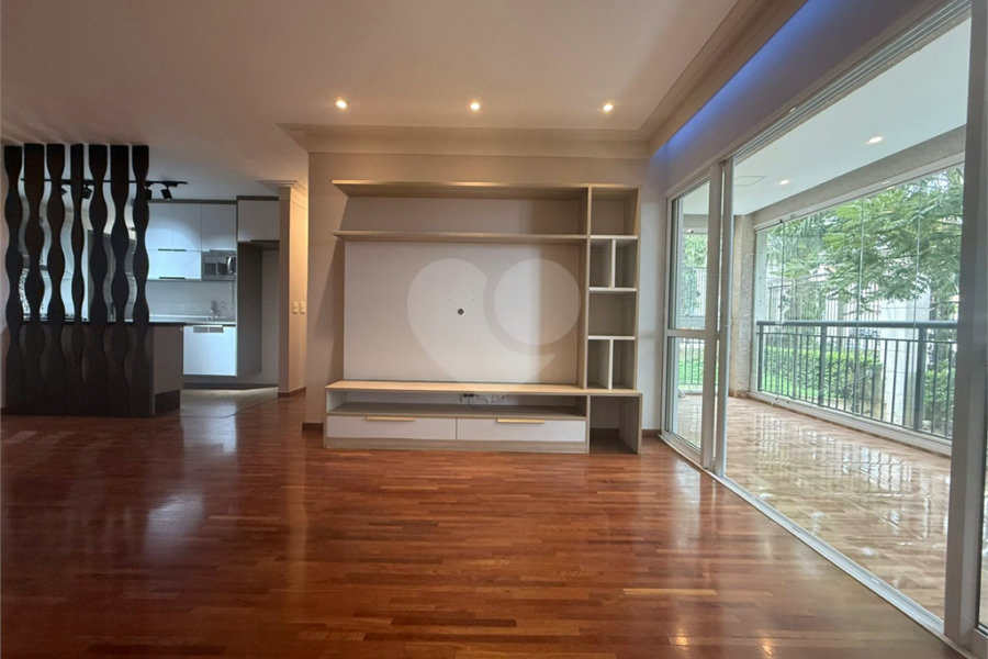 Apartamento à venda com 3 quartos, sendo 2 suítes, em Vila Irmãos Arnoni, São Paulo, SP