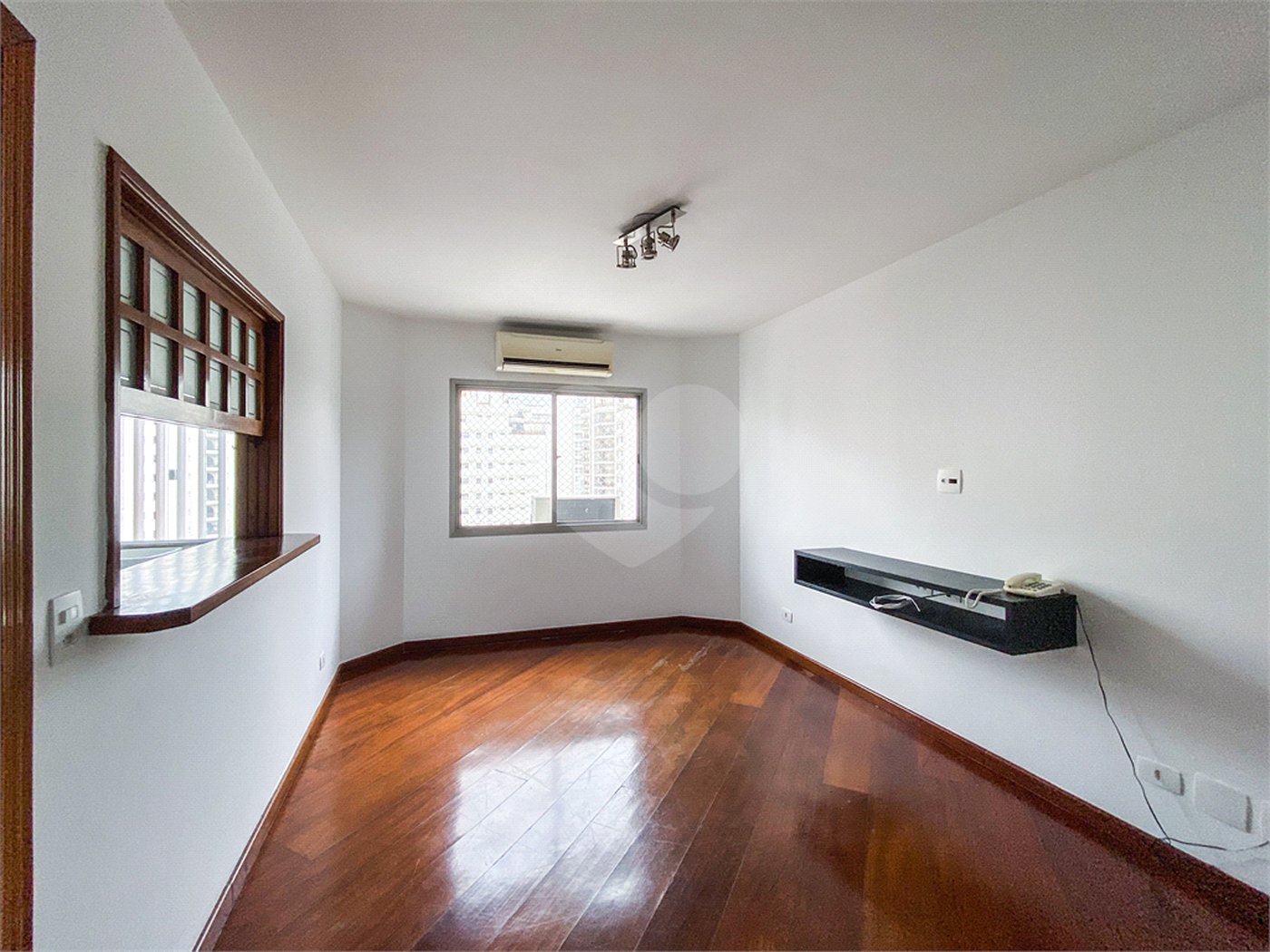 Apartamento à venda com 2 suítes em Indianópolis, São Paulo, SP