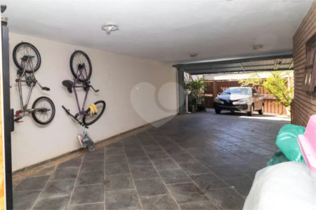 Casa à venda com 4 suítes em Vila Ipojuca, São Paulo, SP