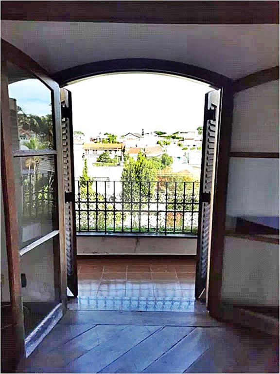Sobrado à venda com 4 quartos, sendo 2 suítes, em Jardim São Bento, São Paulo, SP