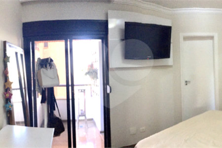 Apartamento à venda com 3 quartos, sendo 1 suíte,  em Vila Santo Estevão, São Paulo, SP