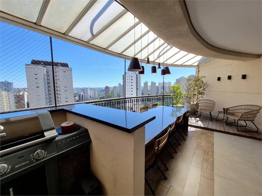 Cobertura à venda com 3 suítes em Vila Suzana, São Paulo, SP
