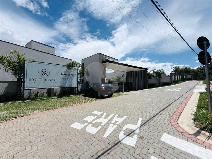 Casa à venda ou para alugar com 3 suítes em Caixa D´água, Vinhedo, SP