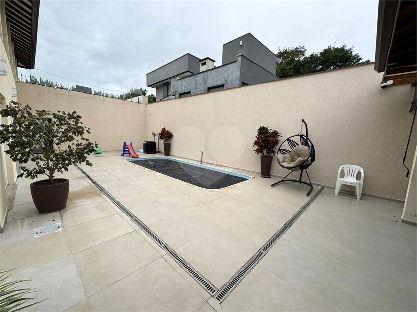 Casa à venda com 4 suítes no condomínio Aruã Ecopark Lagos, Mogi das Cruzes - SP
