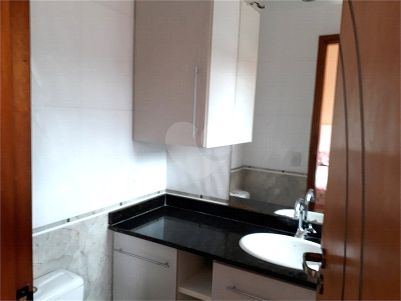 Sobrado à venda com 3 quartos, sendo 2 suítes,  em Santana, São Paulo, SP