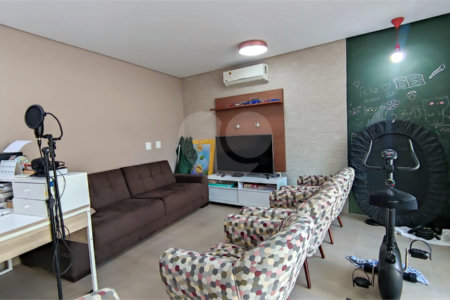 Sobrado à venda com 3 quartos, sendo 1 suíte, em Ipiranga, São Paulo, SP