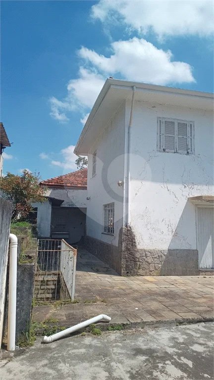 Casa locação, com 3 quartos, 10 vagas no Jardim Floresta - São Paulo/SP