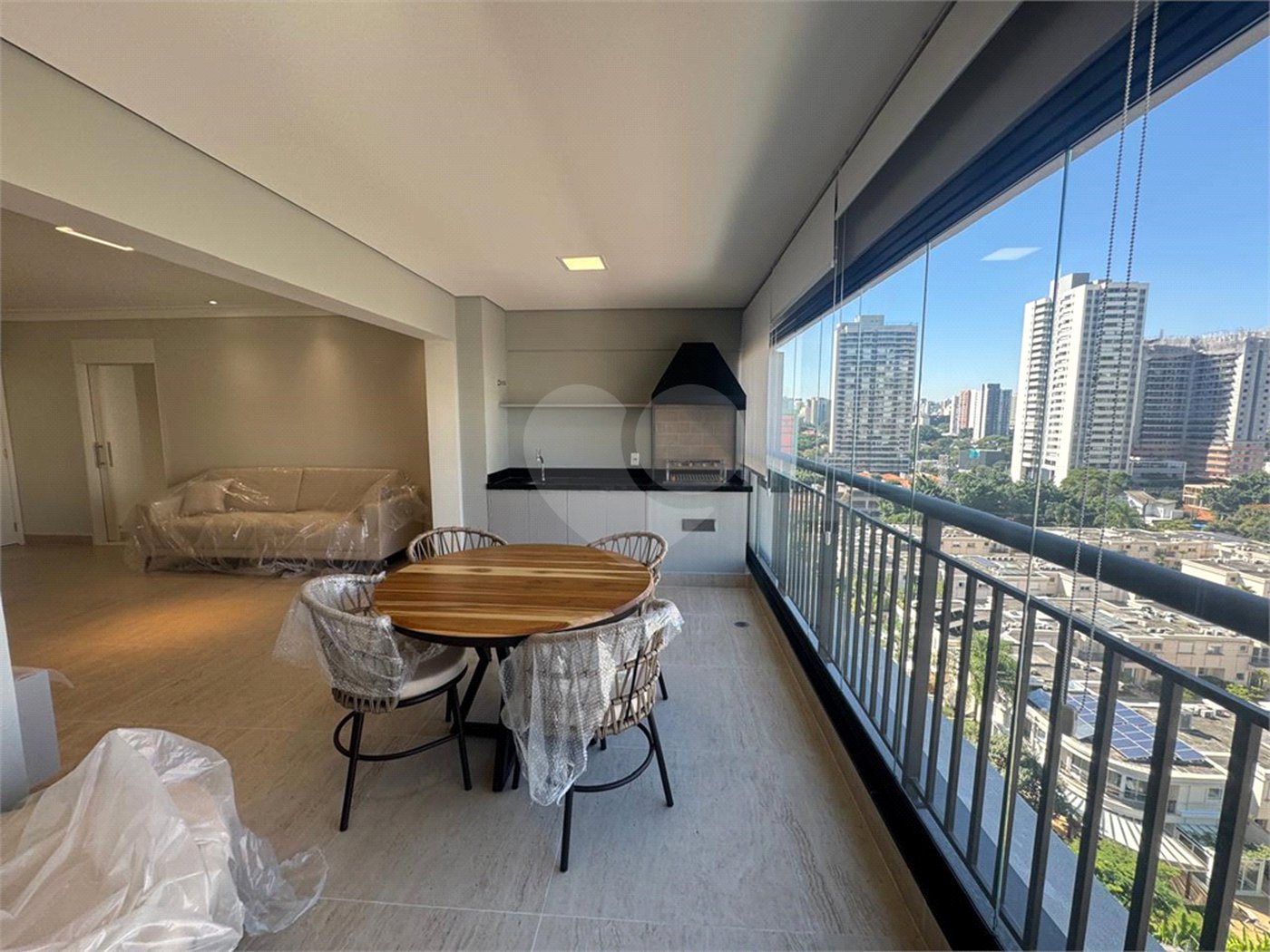 Apartamento à venda com 3 suítes em Brooklin Paulista, São Paulo, SP