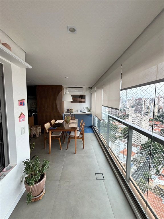 Apartamento à venda com 2 quartos, sendo 1 suíte,  em Vila Romana, São Paulo, SP