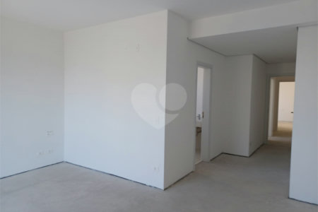 Apartamento à venda com 4 suítes em Real Parque, São Paulo, SP